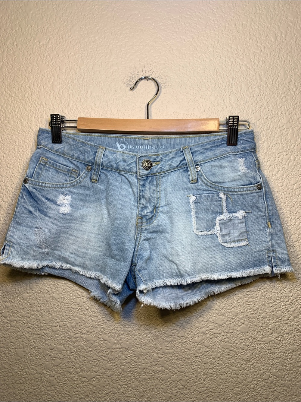 B by Bullhead jean short sz 5 light wash low rise causal summer concert festival